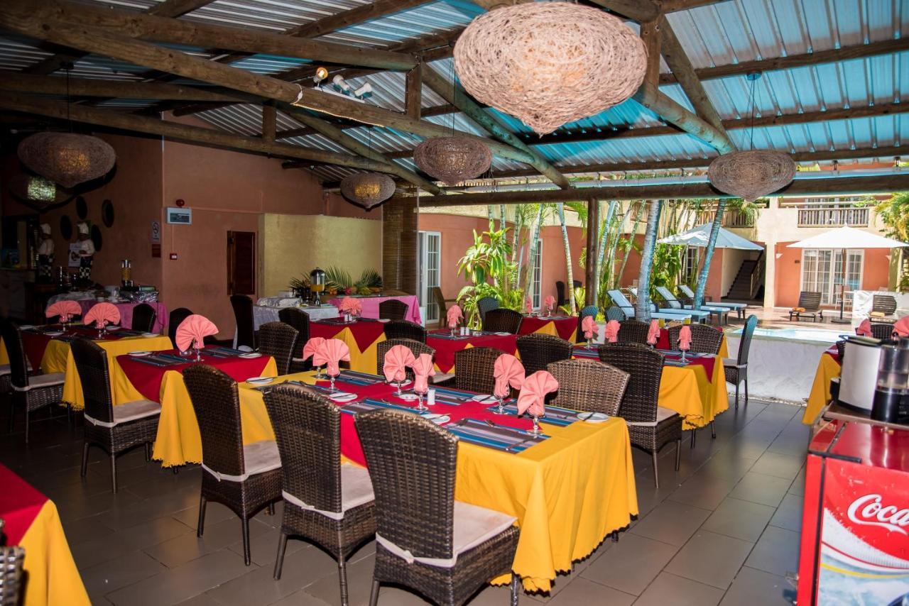 Hotel La Margarita Pointe aux Piments Exterior foto